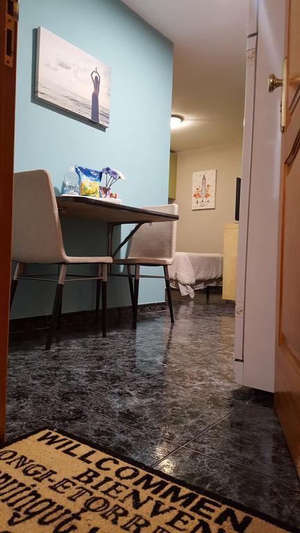 Estudios Dalia Vecindario  Εξωτερικό φωτογραφία